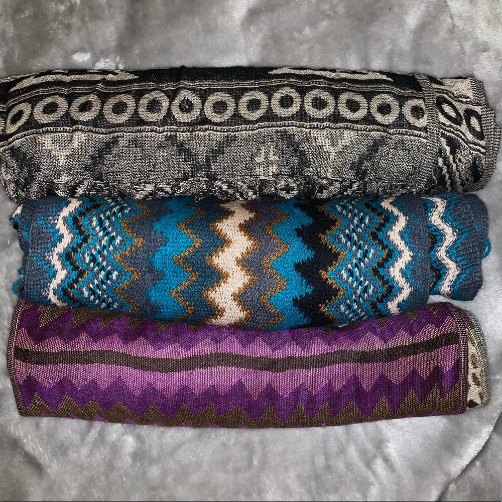 3 Scarves